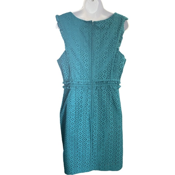 Lilly Pulitzer Kaylee Eyelet Dress in Tanzanian Teal. Size 14 - Picture 7 of 16
